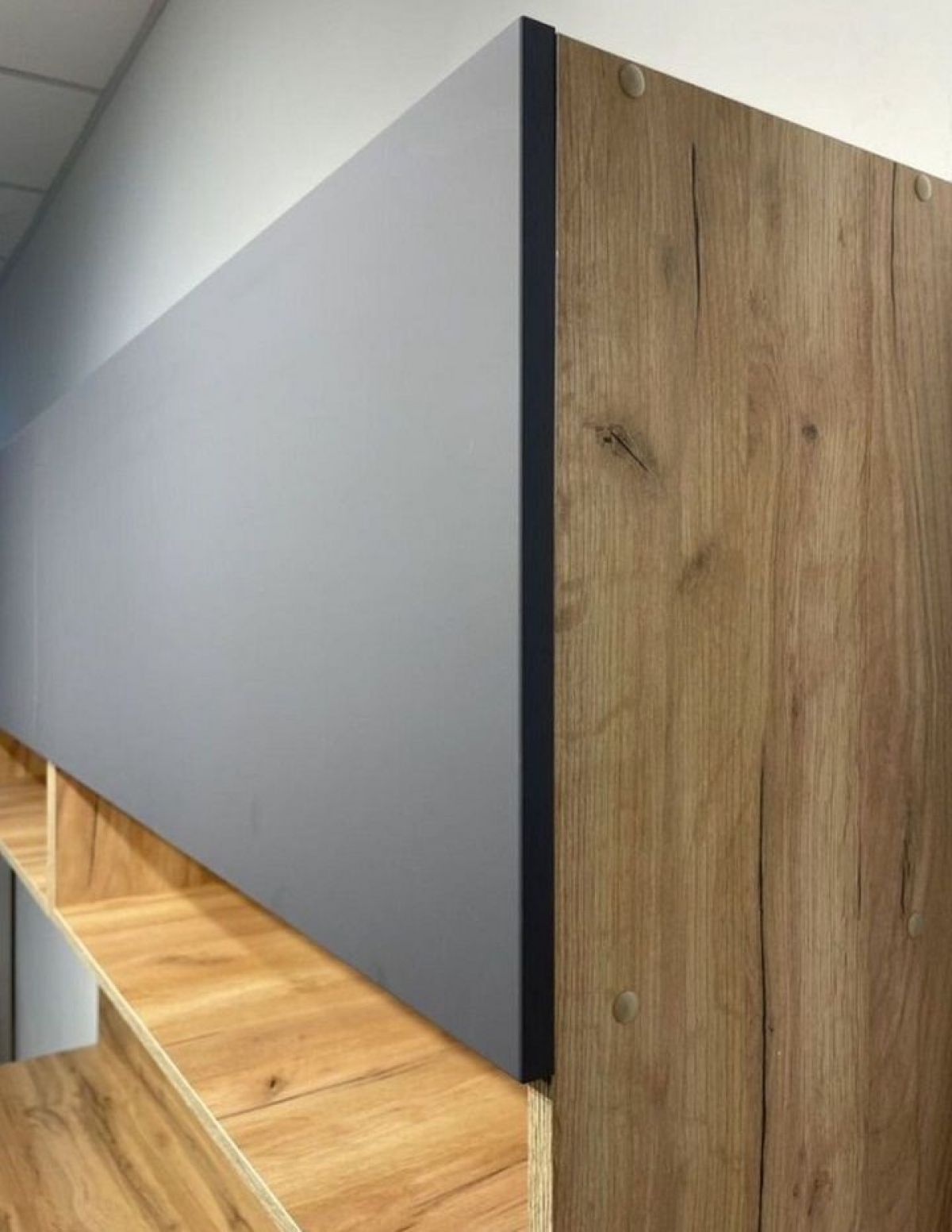 Кухонный гарнитур «Монако» 2.0 м Серия 2 МДФ с фрезеровкой (Дуб Золотой/Графит) | фото 6